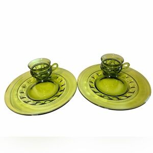 Indiana Glass Avocado Green Vintage Kings Thumbprint 4 Piece Snack Set